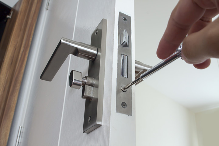Our local locksmiths are able to repair and install door locks for properties in Slade Green and the local area.
